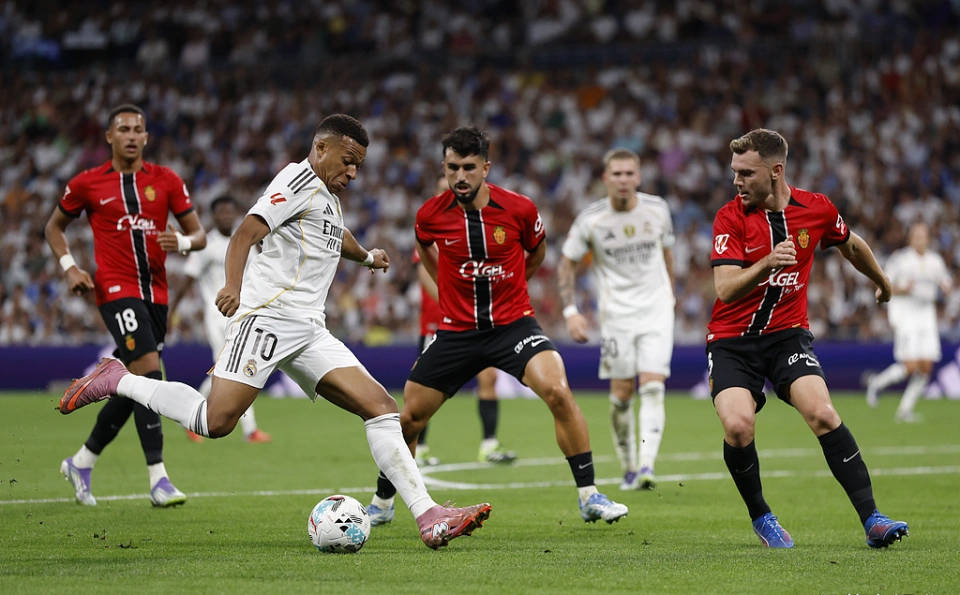 姆巴佩表现抢眼！3场破门征服皇马，效率之王！